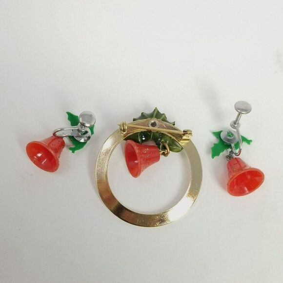 Vintage Christmas Bells Jewelry Set, Brooch Clip On Earrings, Red Green Holiday - Picture 2 of 8